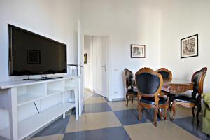 Lega Lombarda Halldis Apartment โรม ภายนอก รูปภาพ